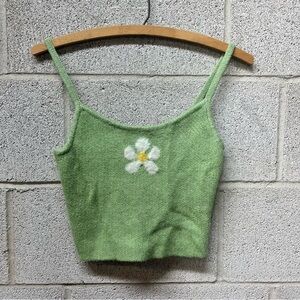 New L.A. Hearts Fuzzy Cropped Flower Tank